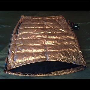 Brand New Skhoop short down skirt